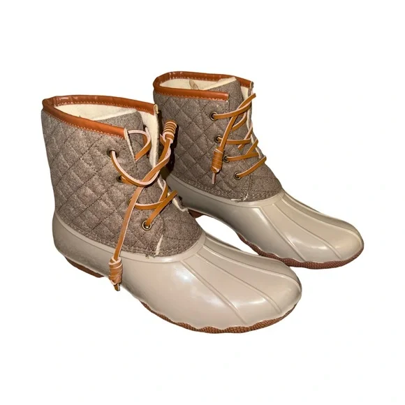 Duck Boots size 9 - Picture 2 of 5